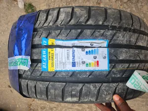 325/35r22 Radial Original