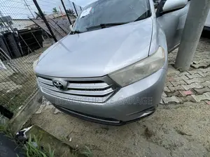 Toyota Highlander 2012 Gray