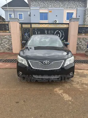 Toyota Camry LE 4dr Sedan (2.5L 4cyl 6AM) 2010 Black