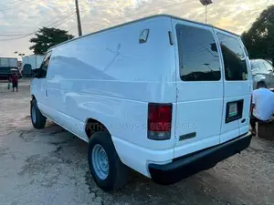 Ford E250 2008 White