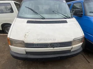 Volkswagen Transporter 1996 White