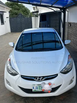 Hyundai Elantra GLS Sedan FWD (1.8L 4cyl 6A) 2013 White