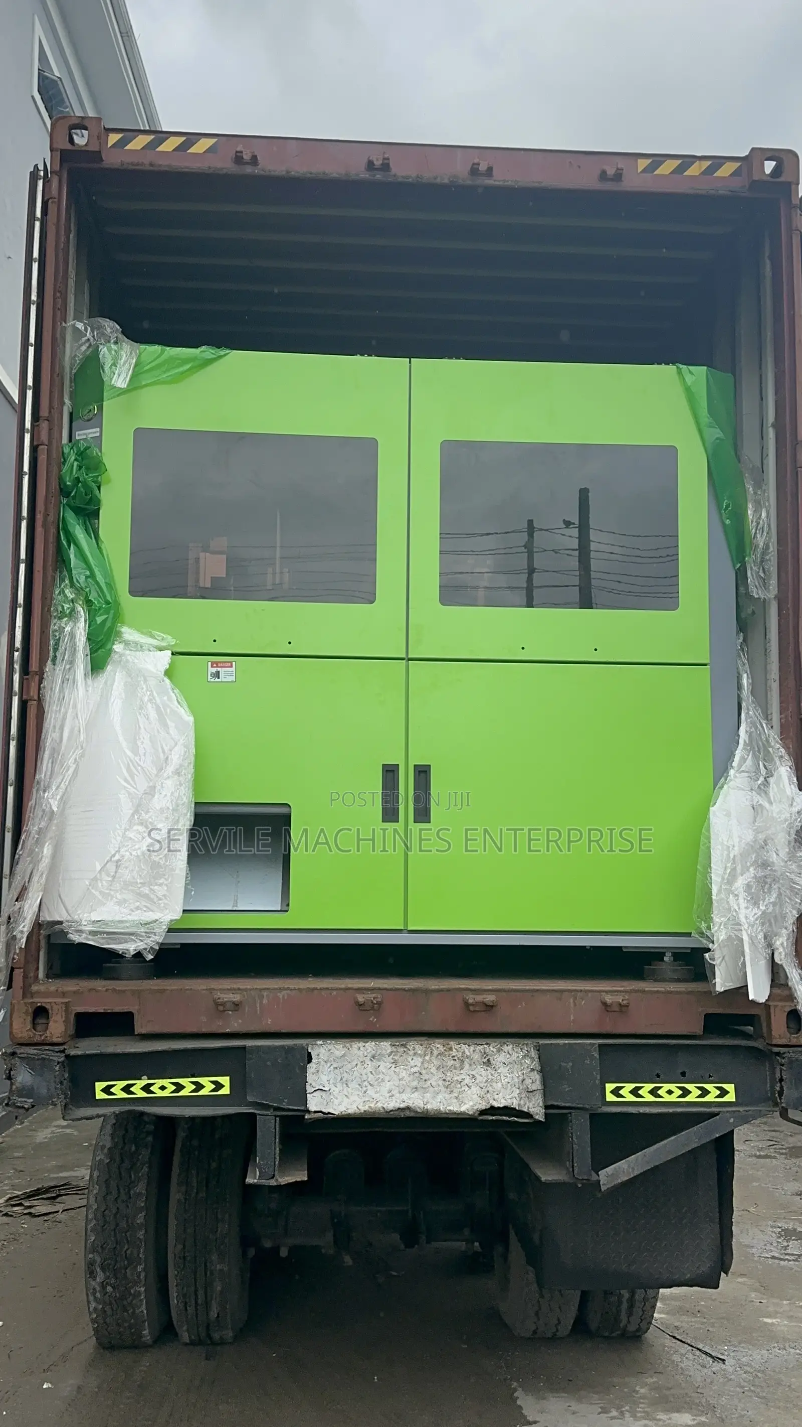 Automatic Pet Bottle Blower Machine