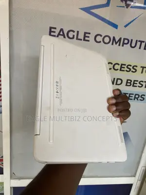 Laptop HP Stream 11 2GB Intel Celeron SSD 32GB