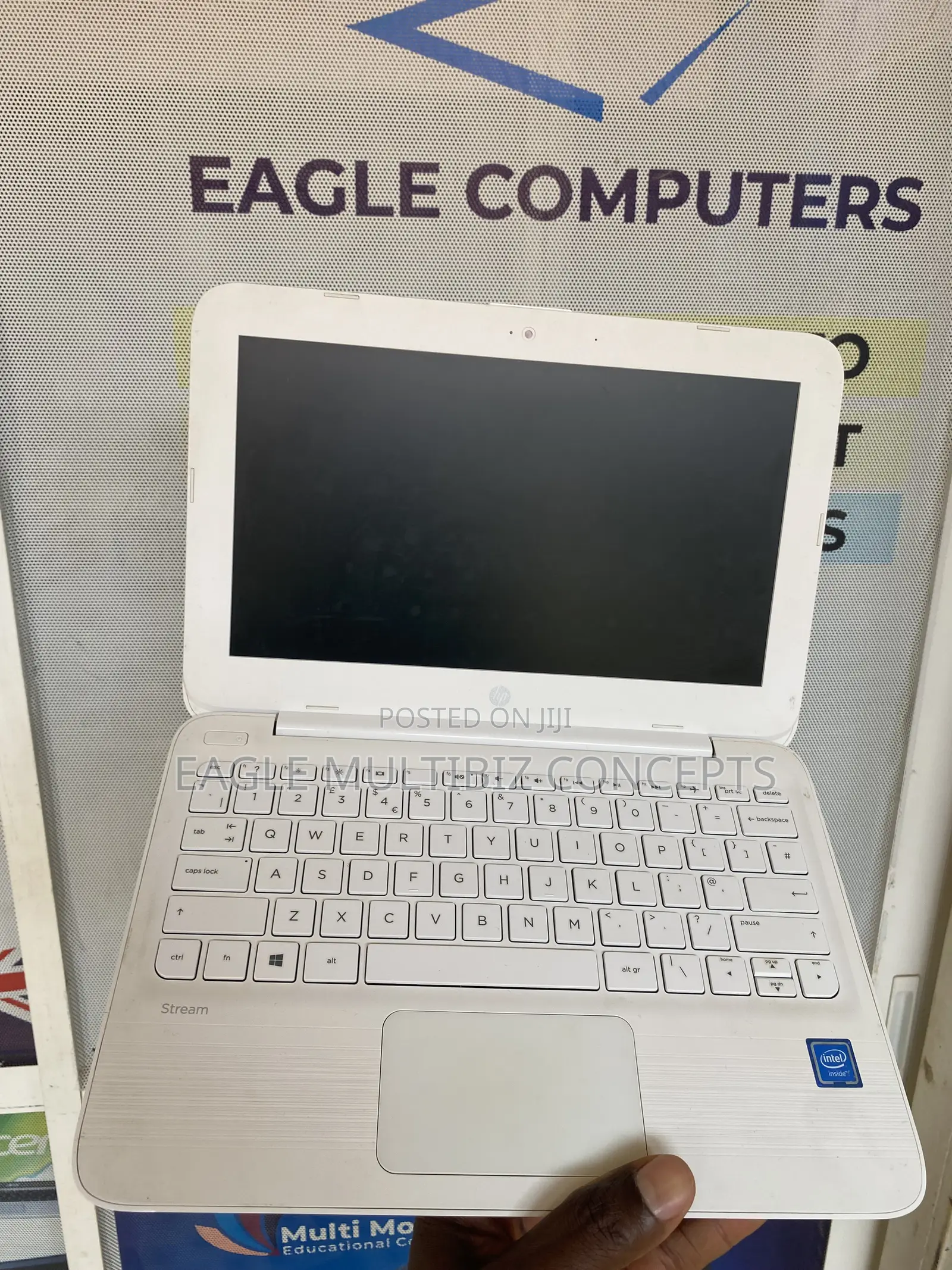 Laptop HP Stream 11 2GB Intel Celeron SSD 32GB