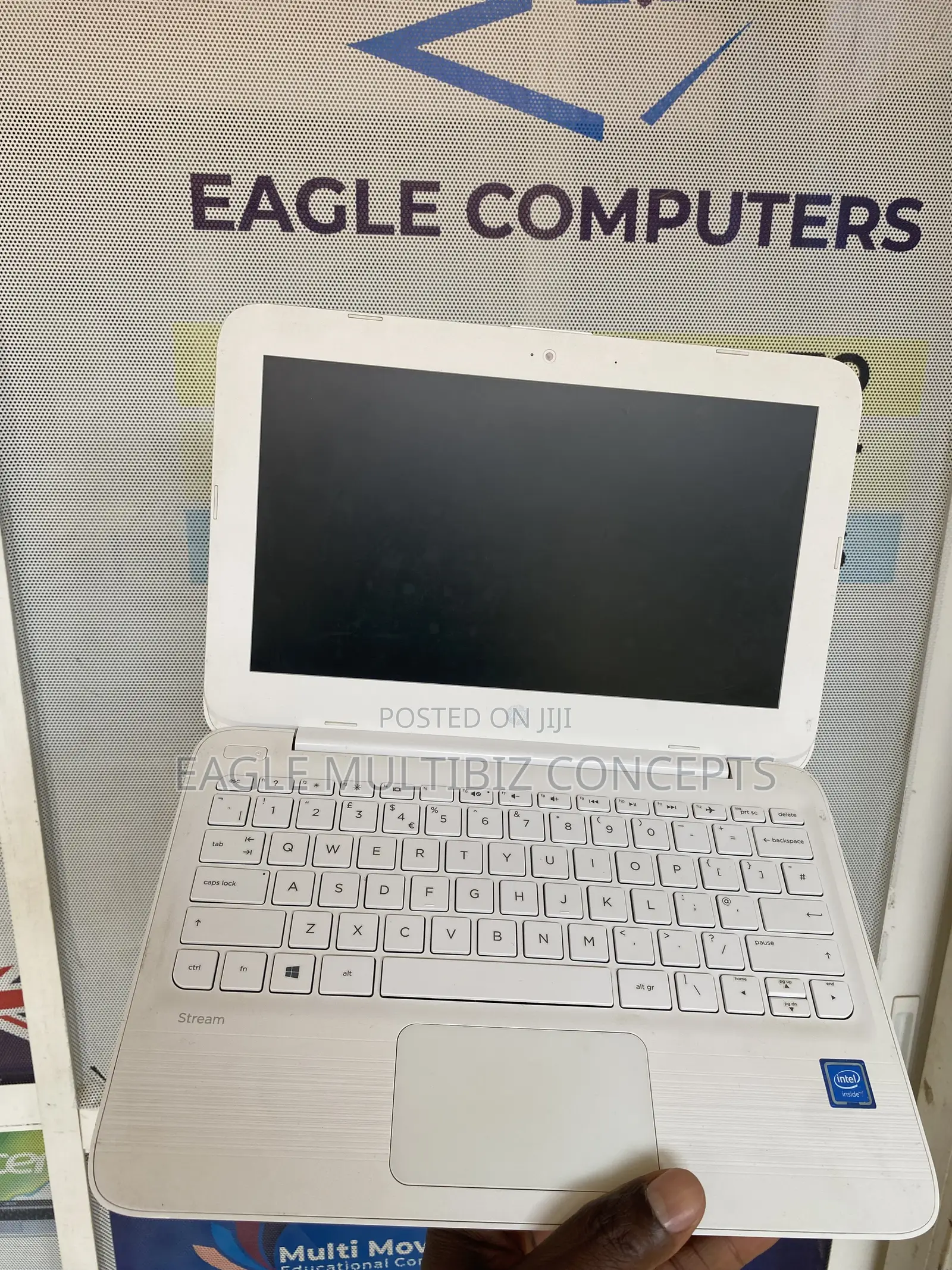Laptop HP Stream 11 2GB Intel Celeron SSD 32GB
