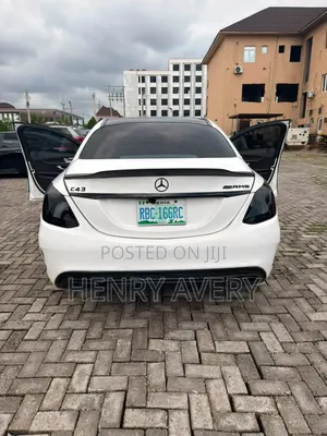 Mercedes-Benz C450 2016 White