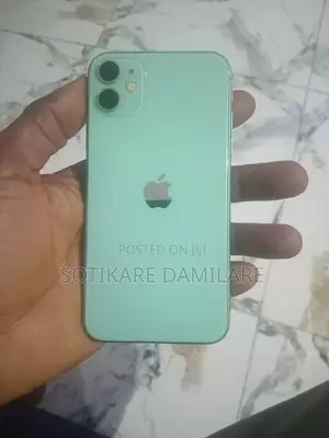 Apple iPhone 11 64 GB Green