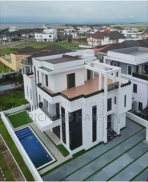 6bdrm Duplex in Osapa, Lekki for sale