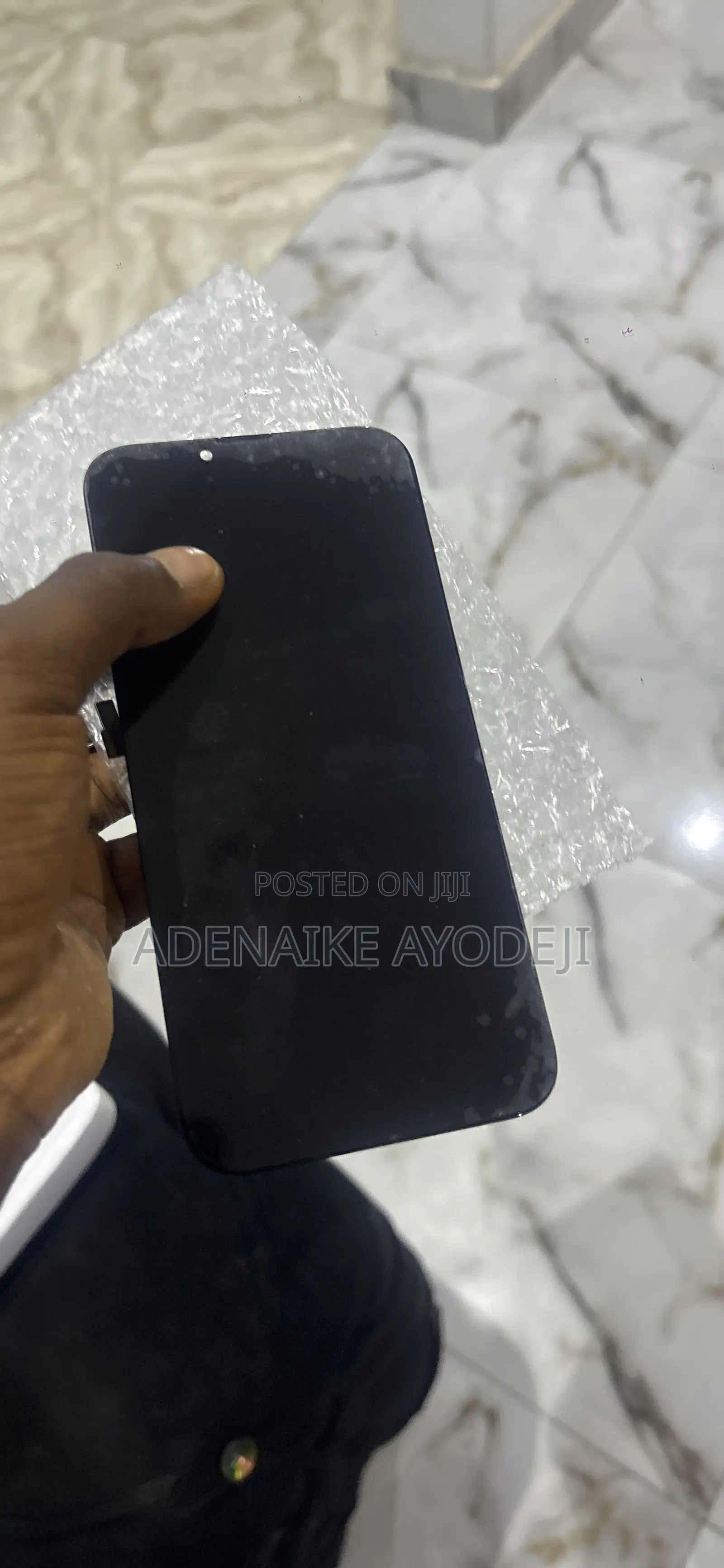 iPhone 13 Pro Max Screen