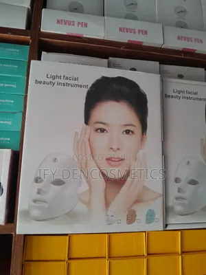 7-Color LED Light Therapy Facial Mask,