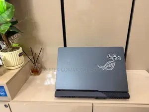 Laptop Asus ROG Strix G15 16GB AMD Ryzen 7 SSD 512GB