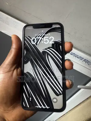 Apple iPhone 11 64 GB Black