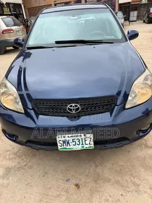 Toyota Matrix Hatchback AWD (1.8L 4cyl 4A) 2005 Blue