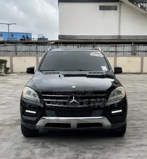 Mercedes-Benz M Class 2012 Green