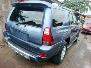 Toyota 4-Runner 2004 Beige