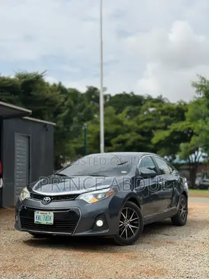 Toyota Corolla 2016 Blue