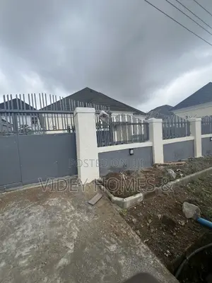 3bdrm Bungalow in Sungold Estate, Galadimawa for rent