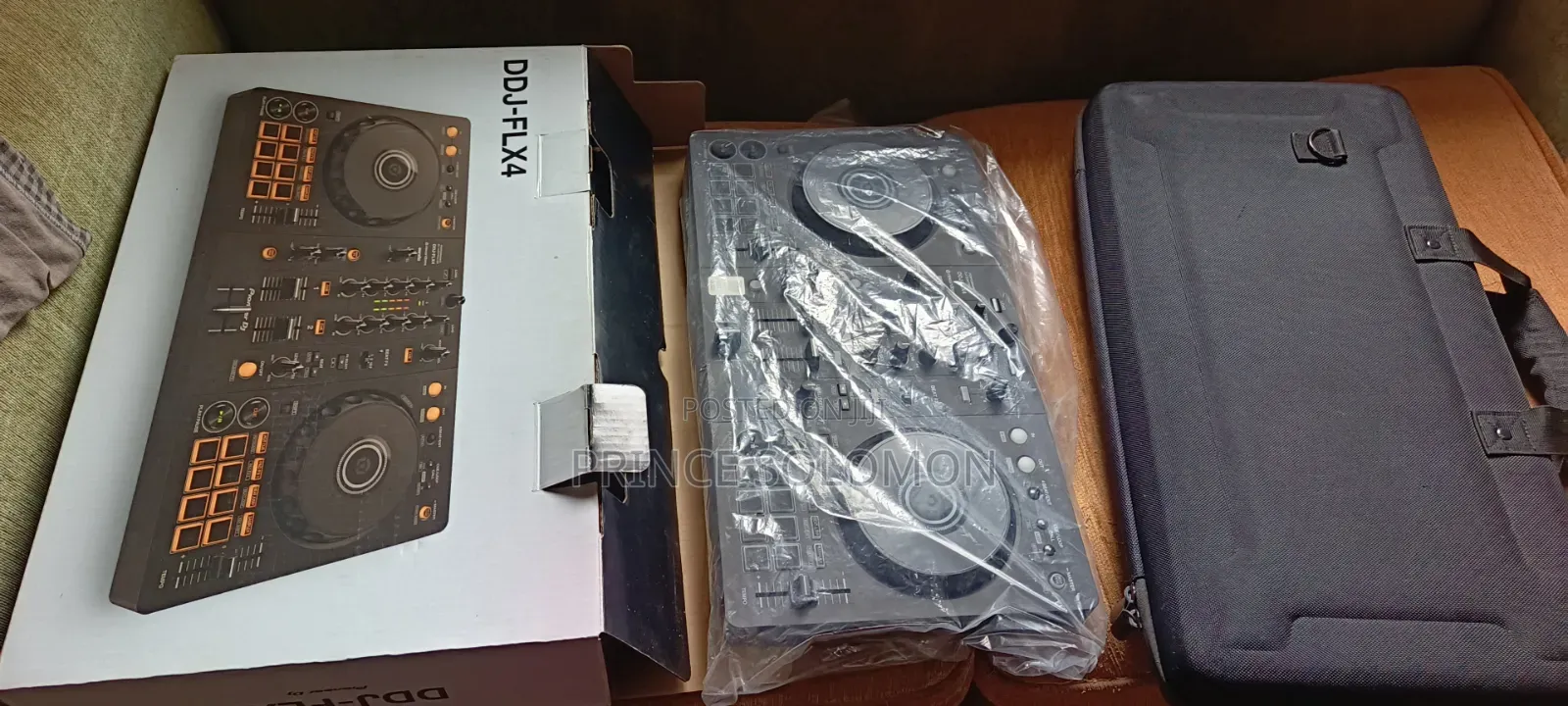 DDJ-Flx4 Controller