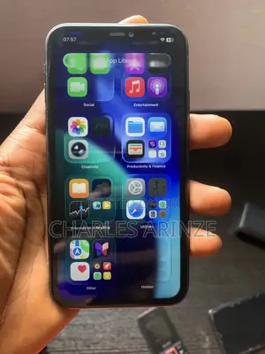 Apple iPhone 11 64 GB Black