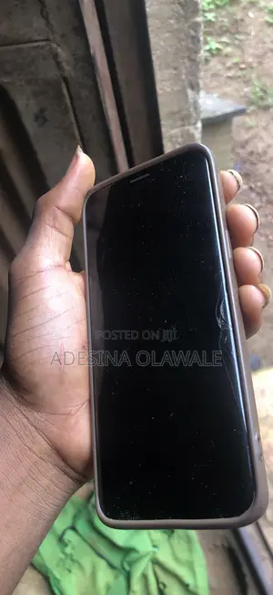 Samsung S9 Follow Come Screen