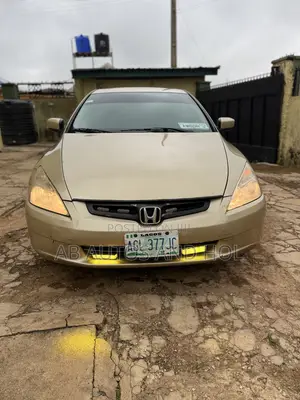 Honda Accord Sedan EX Automatic 2005 Gold