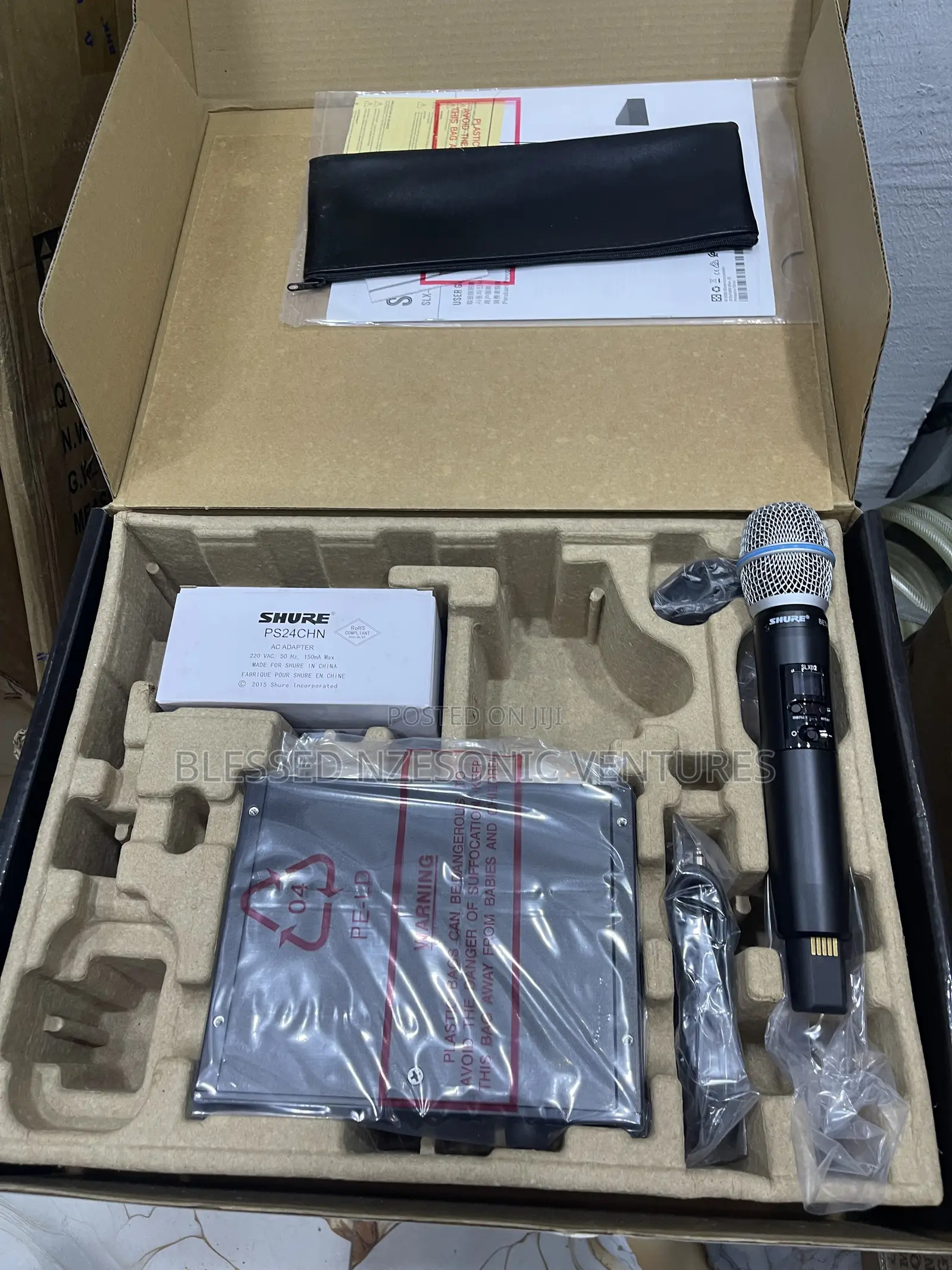 Professional Wireless Microphone