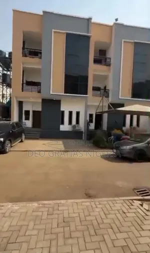 Furnished 4bdrm Townhouse/Terrace in Estate, Katampe Extension for sale