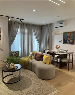 1-Bedroom Apartment With PS5 and Swimming Pool