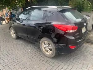 Hyundai Ix35 2012 Black