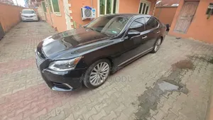 Lexus LS 2013 Black