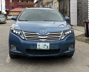 Toyota Venza V6 2010 Blue