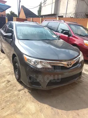 Toyota Camry 2012 Gray