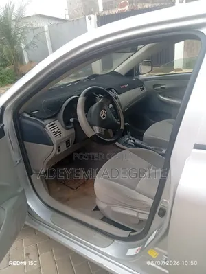 Toyota Corolla 2012 Silver