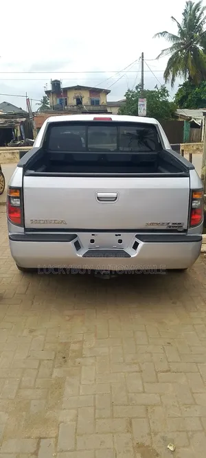 Honda Ridgeline 2006 Silver