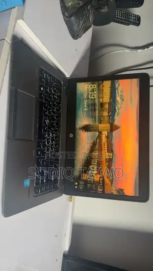 Laptop HP EliteBook 840 G2 8GB Intel Core i5 HDD+SSD 256GB