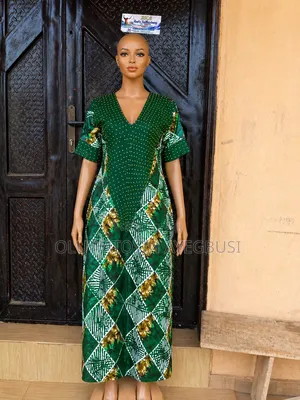 V-Neck Bubu Gown With Aso-Oke