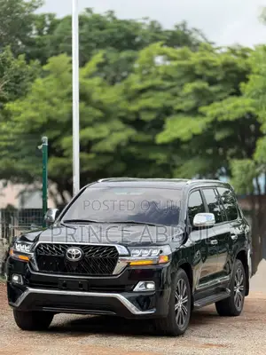 Toyota Land Cruiser 2015 Black