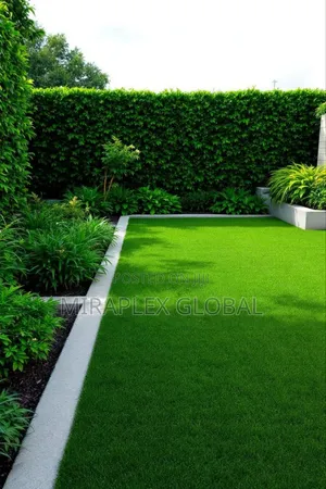 Synthetic Green Grass for Outdoor Makeovers