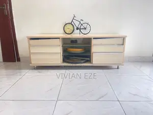 Classic Stand
