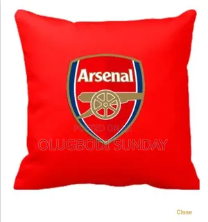 Arsenal Football Club Throw Pillows