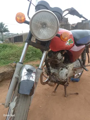 Bajaj RE 2024 Red