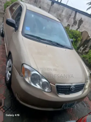 Toyota Corolla 2006 Gold