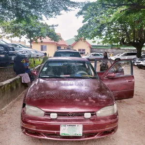 Toyota Camry 1996 Red