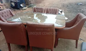 6 Seaters Luxury Tampered Glass Top Dining Set