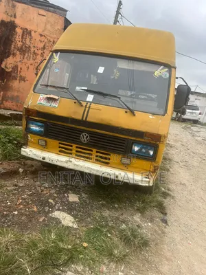 Volkswagen LT 1999 Yellow