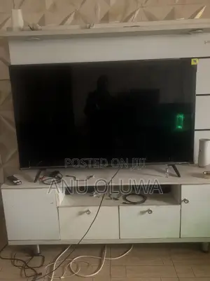 Hisense Smart TV 55 Inches