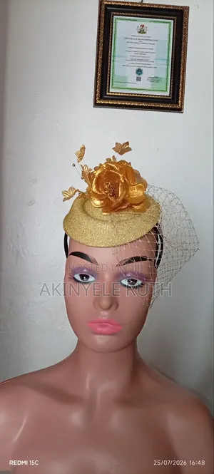 Fascinator