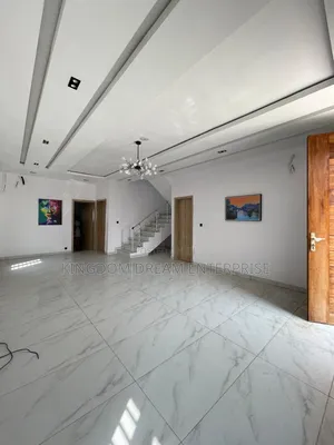 4bdrm Duplex in Seagate Estate Ikate for sale