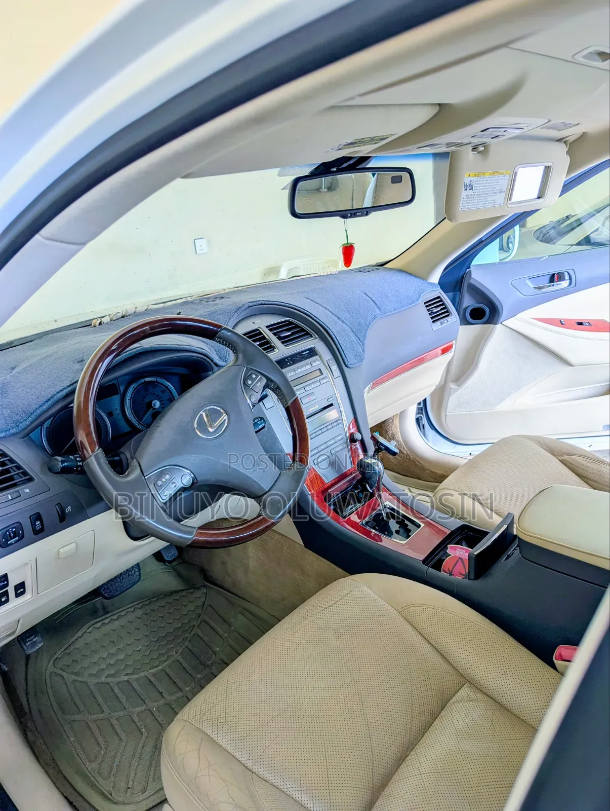 Lexus ES 2012 White